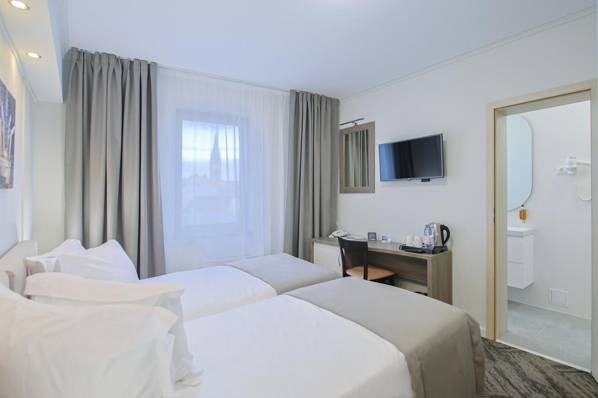 Potaissa Hotel Turda Exteriér fotografie